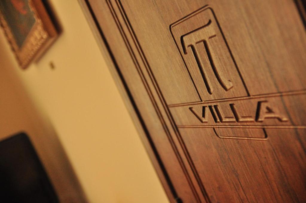 Boutique Hotel Villa P Uzhhorod Bagian luar foto