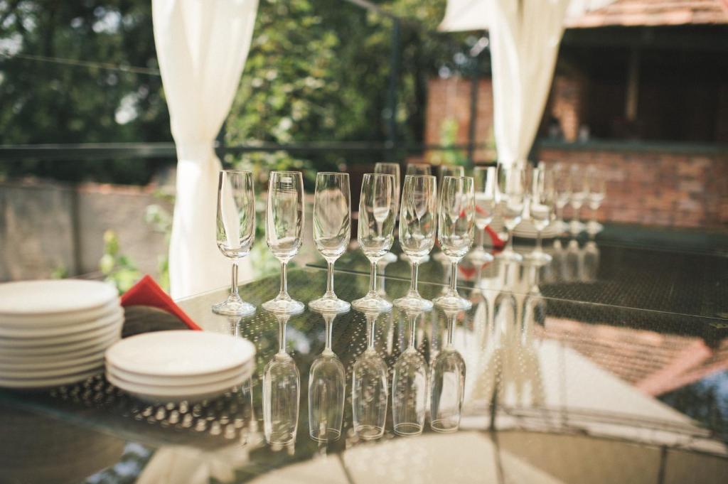 Boutique Hotel Villa P Uzhhorod Bagian luar foto