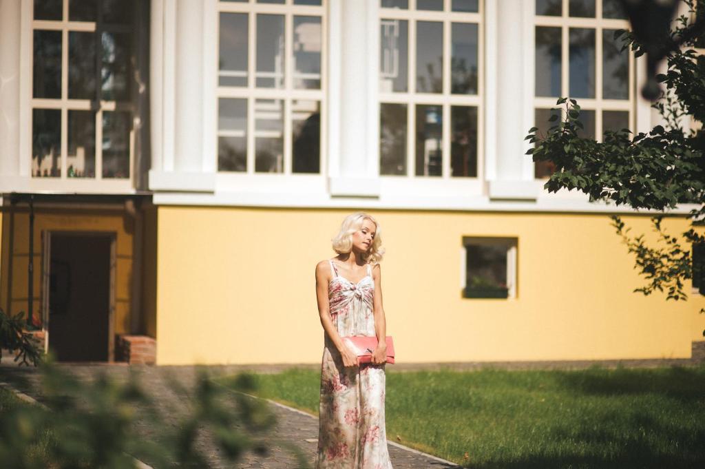 Boutique Hotel Villa P Uzhhorod Bagian luar foto