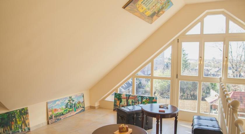 Boutique Hotel Villa P Uzhhorod Bagian luar foto